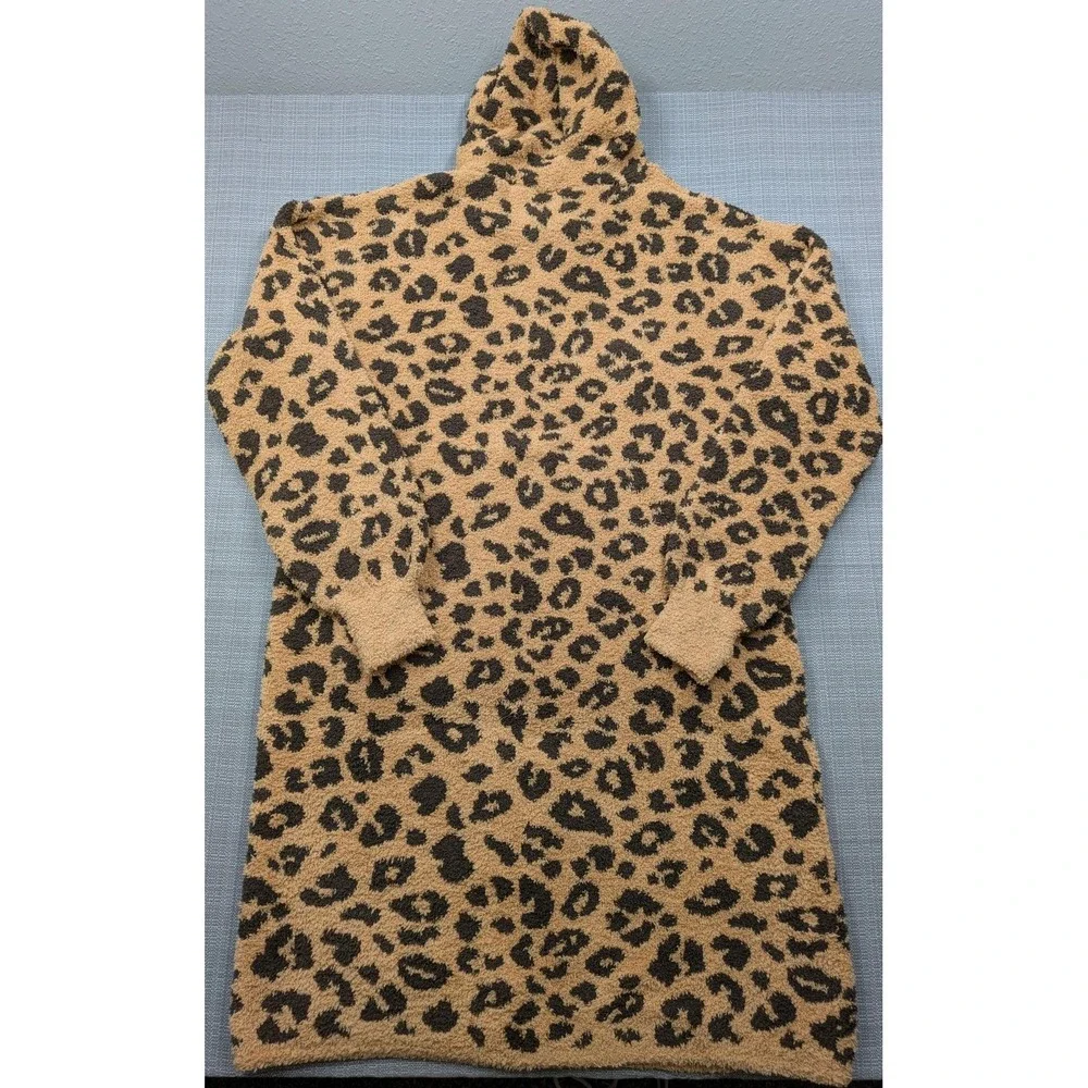 Big Blanket Co Sleepshirt Womens OSFA Beige Leopard Hooded Fleece Cozy Oversized